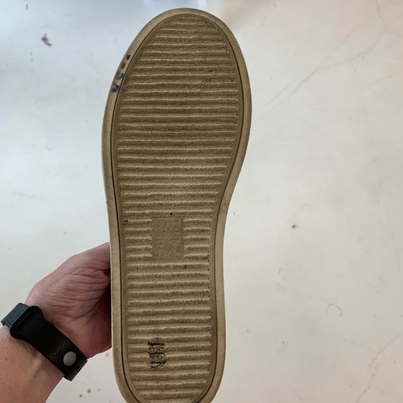 Naturalizer Charlie double strap slip on shoes sneakers - Picture 7 of 9